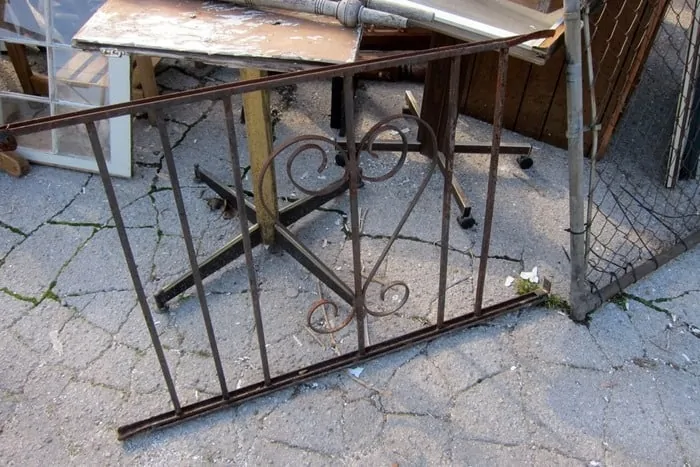 wrought iron heart railing