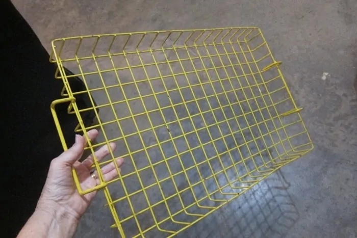 yellow vinyl covered wire rack