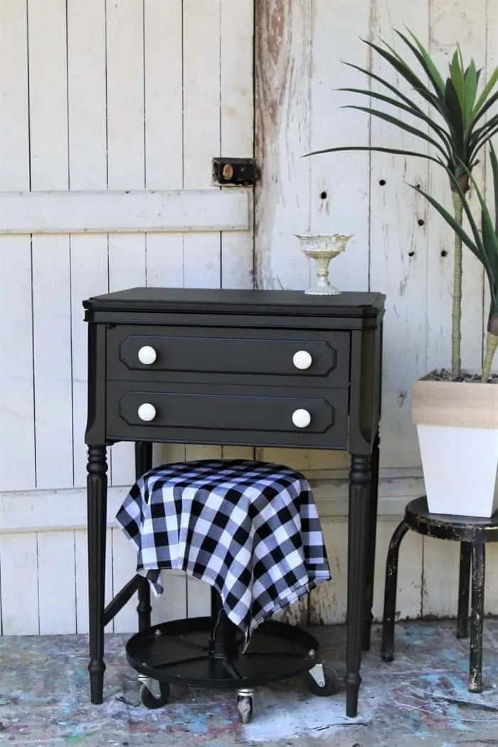 reclaim and recycle old furniture with paint