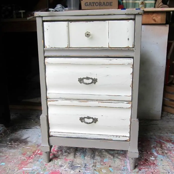 painted nightstand to repaint for the bedroom