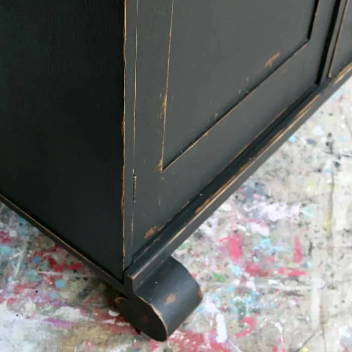 How to Paint, Distress and Antique a Piece Of Furniture - Addicted 2  Decorating®