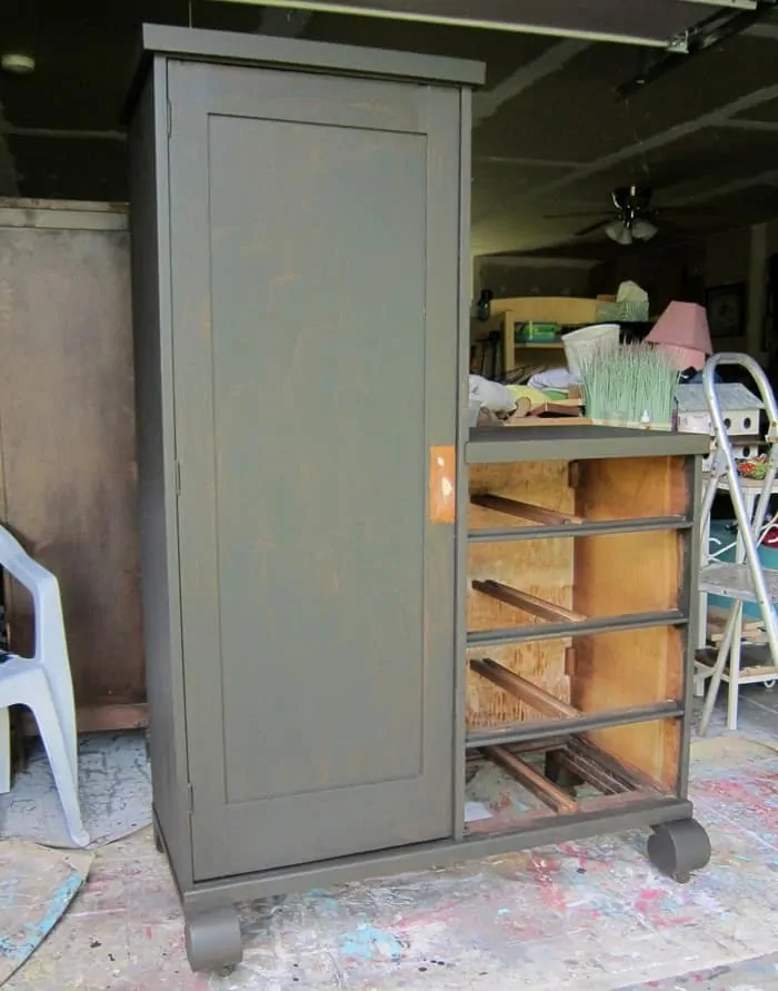 how to paint antique furniture