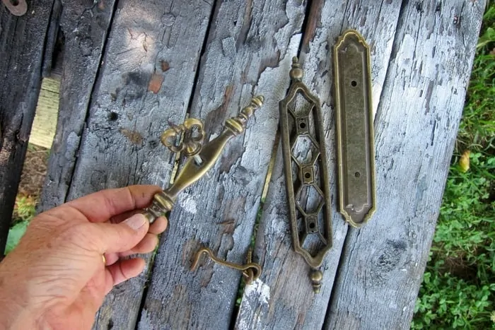 picking a new latch for old furniture