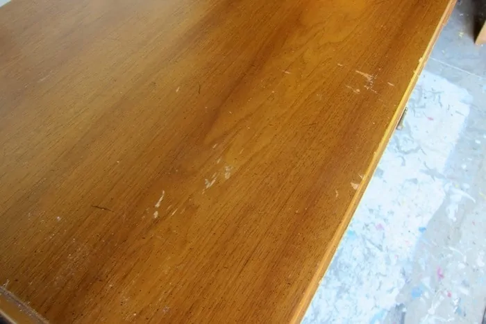 funiture scratches need to be covered with stain marker