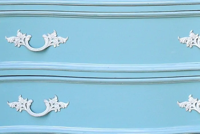 How To Whitewash and paint French Provincial Furniture