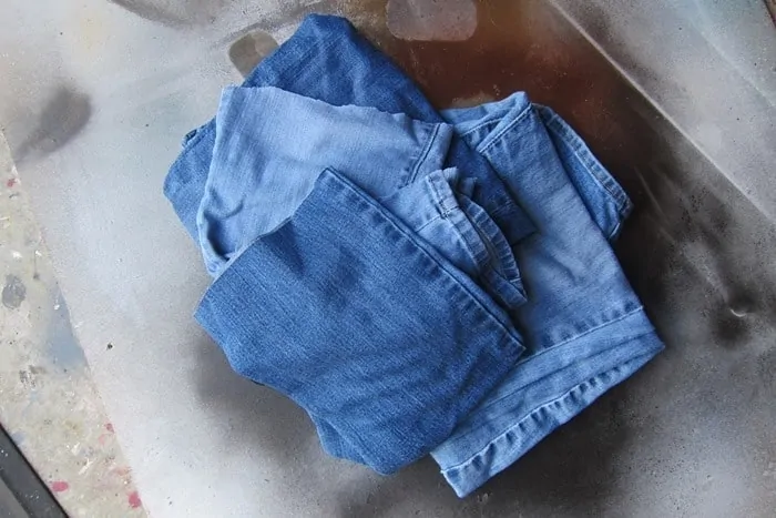 recycle denim jeans and use strips of denim to decorate succulent pots or flower containers