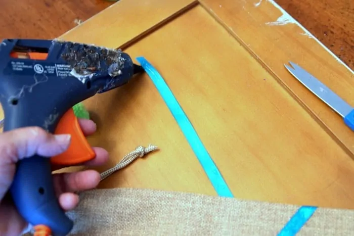 use hot glue to make craft projects with ribbon