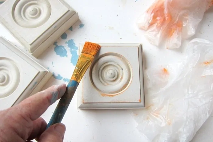 dry brush wood pumpkins