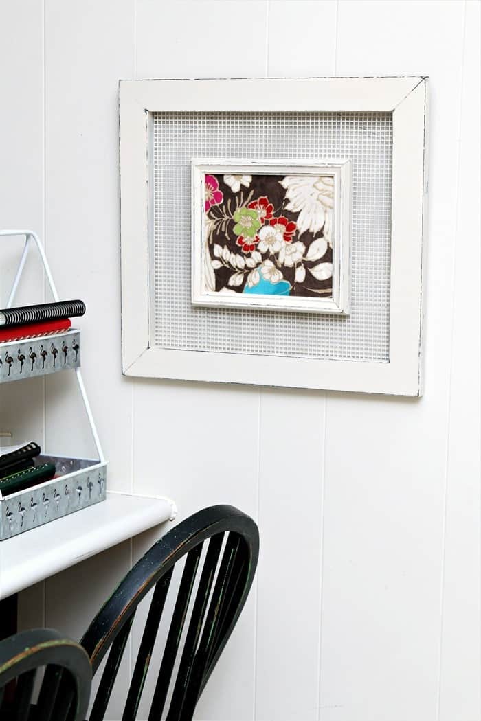 paint old picture frames white