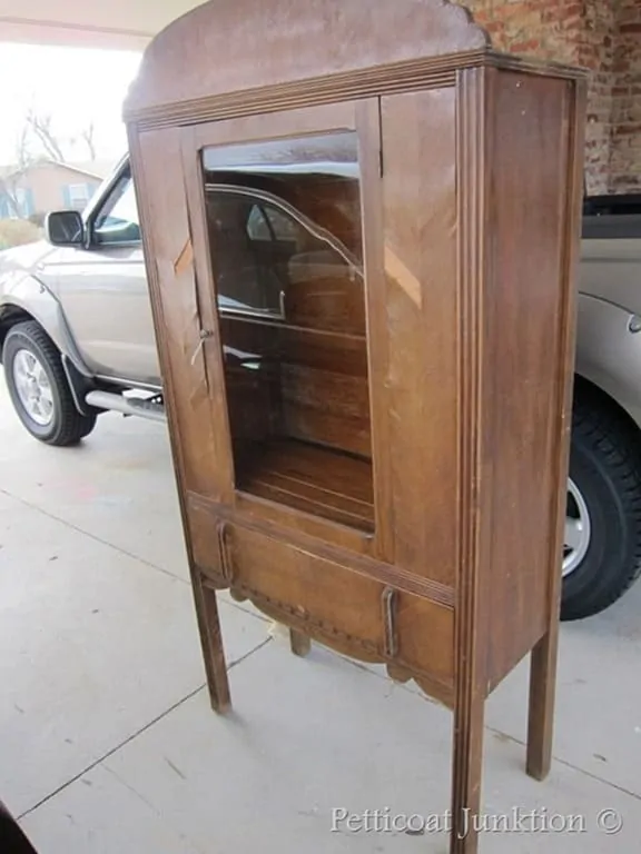 vintage hutch to paint