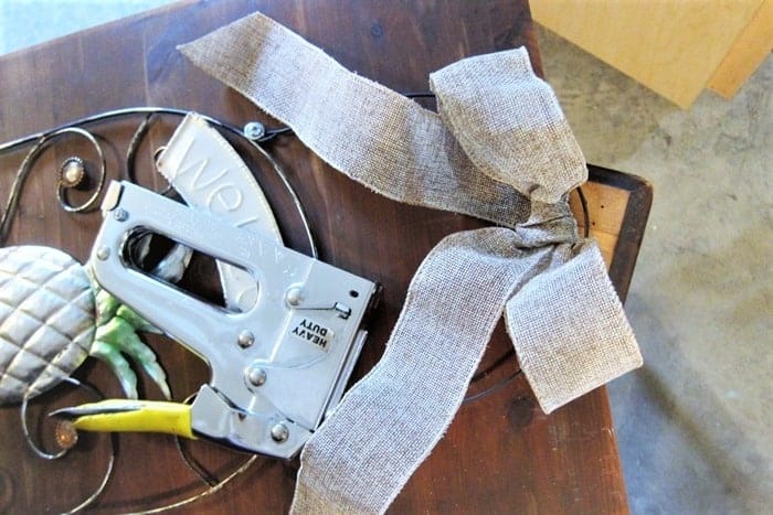 making wall decor for the home (2)