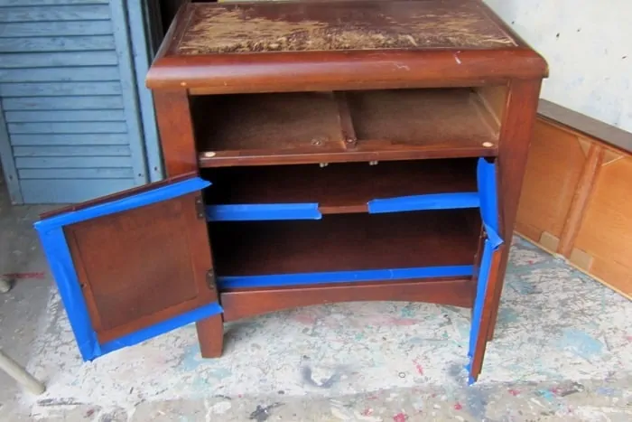 use painters tape when painting furniture