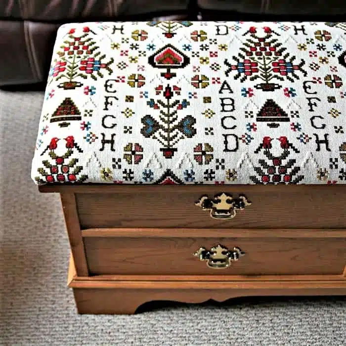 tutorial on how to recover the fabric on a Lane cedar chest