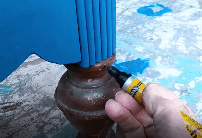 using a stain marker on furniture (2)