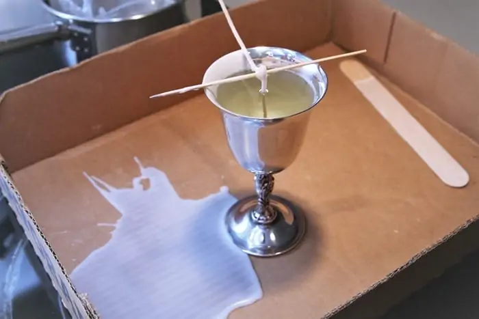 be careful when making a candle because the wax is hot