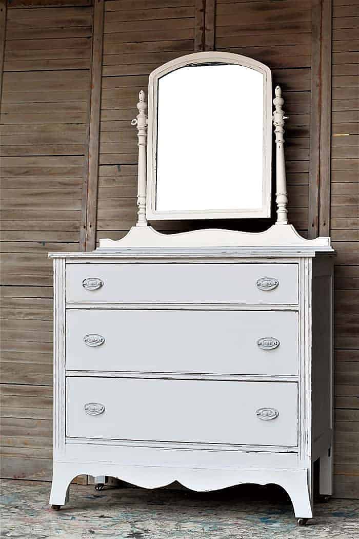 vintage dresser -how to distress latex painted furniture with sandpaper 