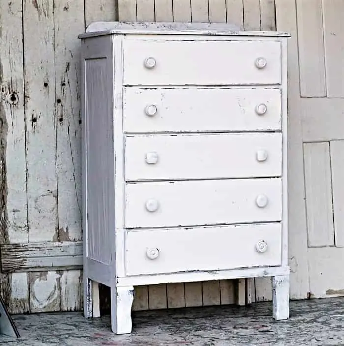 trash to treasure coastal white furniture makeover idea (2)