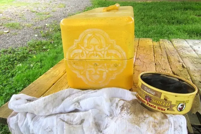 Howard's Dark Wax for making paint look old