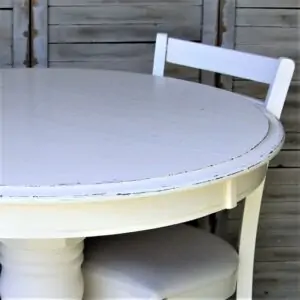 paint an oak table