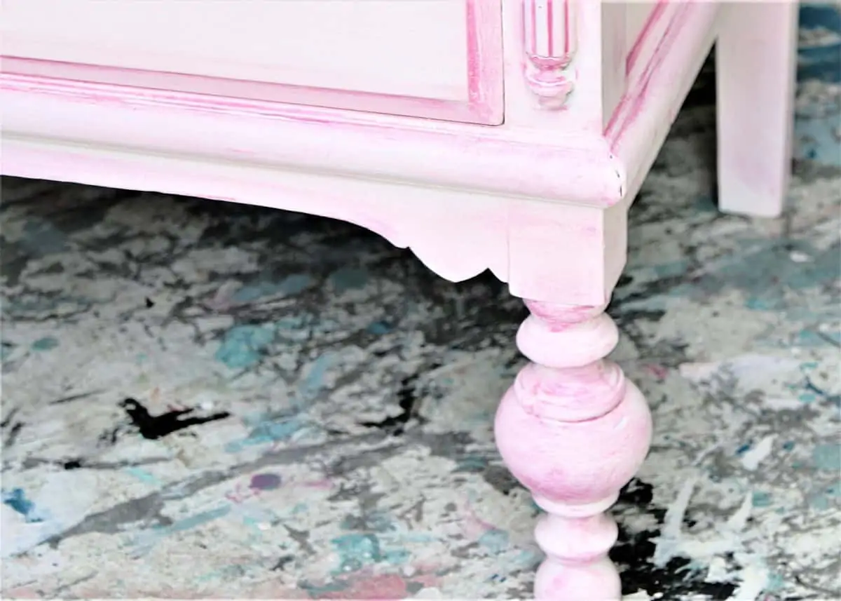the perfect paint color for vintage furniture using oops paint