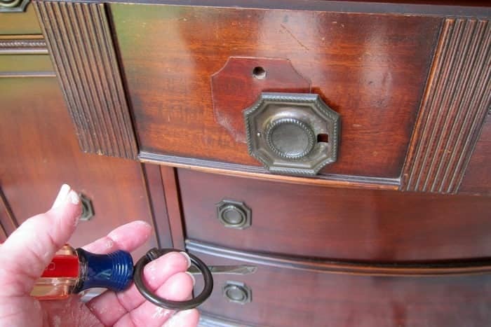 remove furniture hardware and all attachments