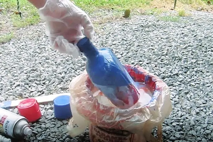 how to hydro dip glass bottles with spray paint and water