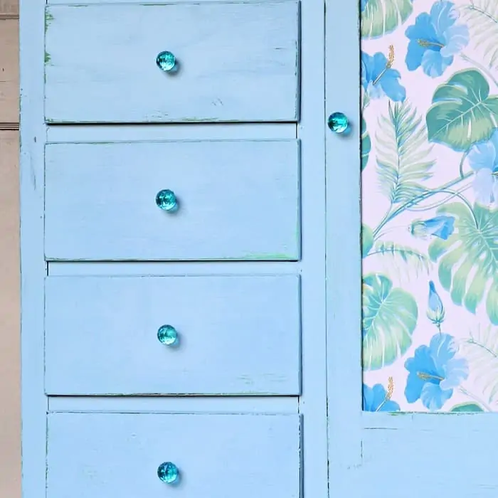 use decorative vinyl adhesive paper for furniture makeovers