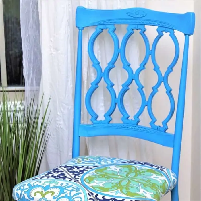 How to spray paint vintage metal dining chairs