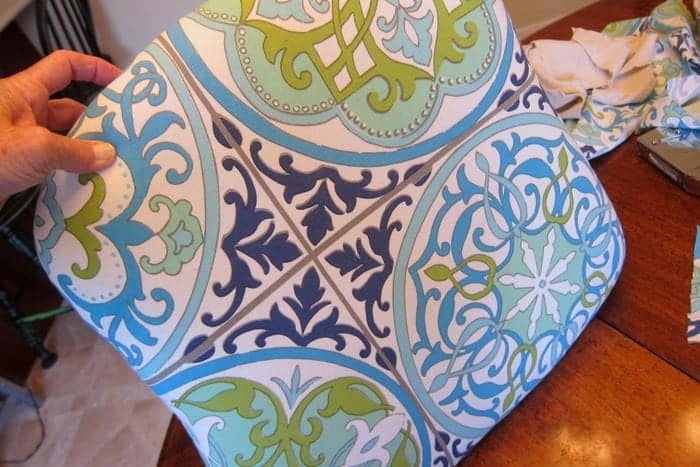 re-cover a fabric chair seat with shower curtain fabric