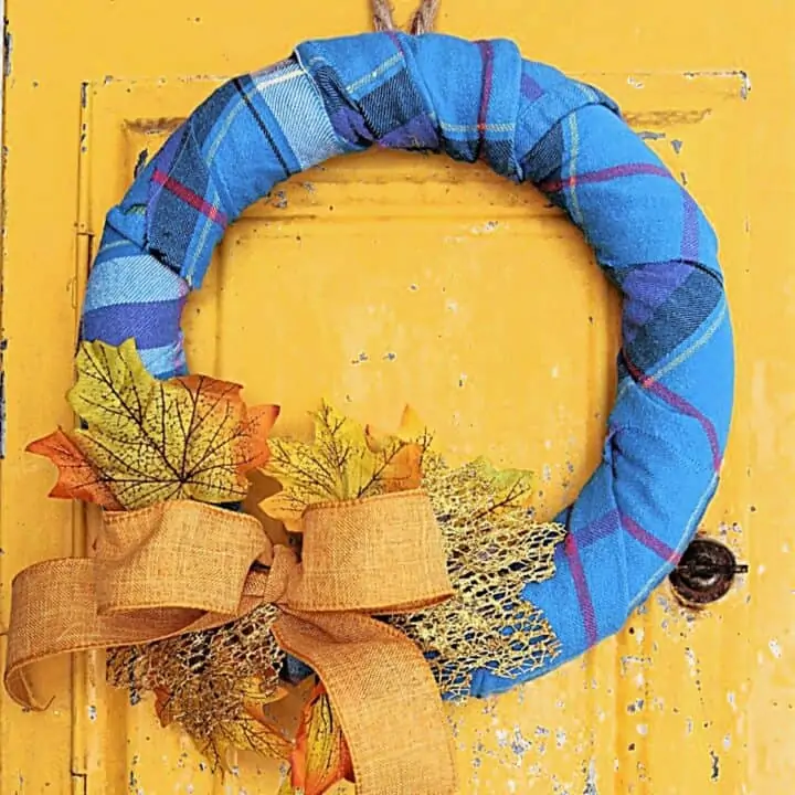 How to make a flannel wrapped Fall wreath in 10 minutes
