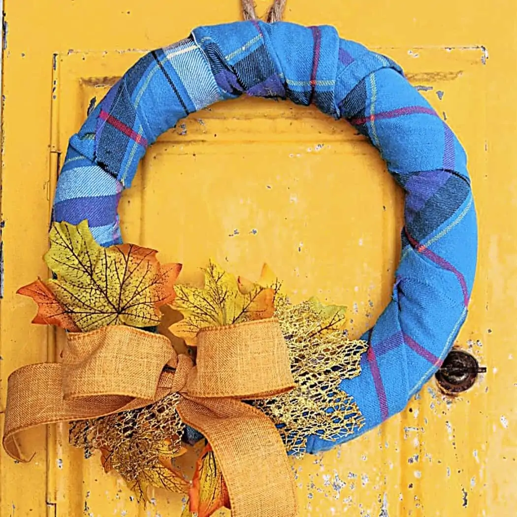 How to Make A Flannel Wrapped Wreath With Flowers