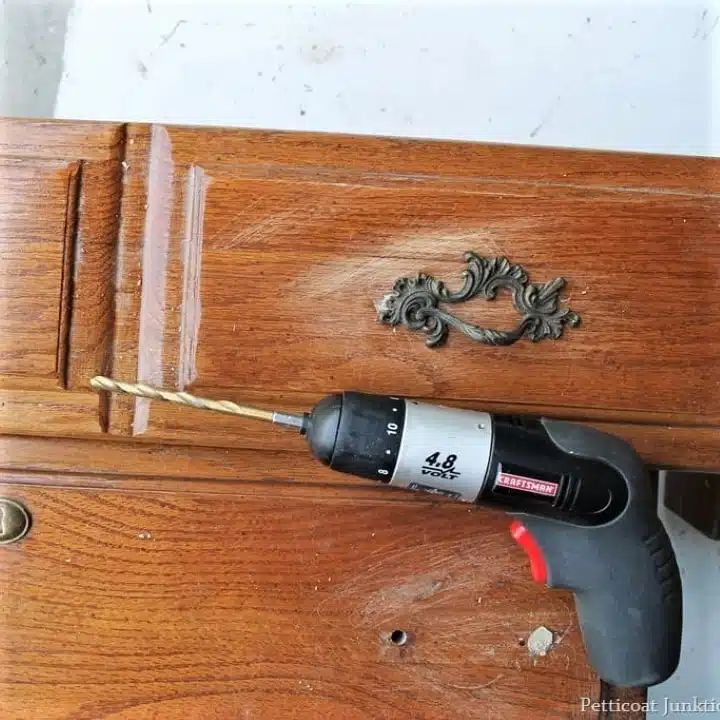 how to make new holes for drawer hardware (2)