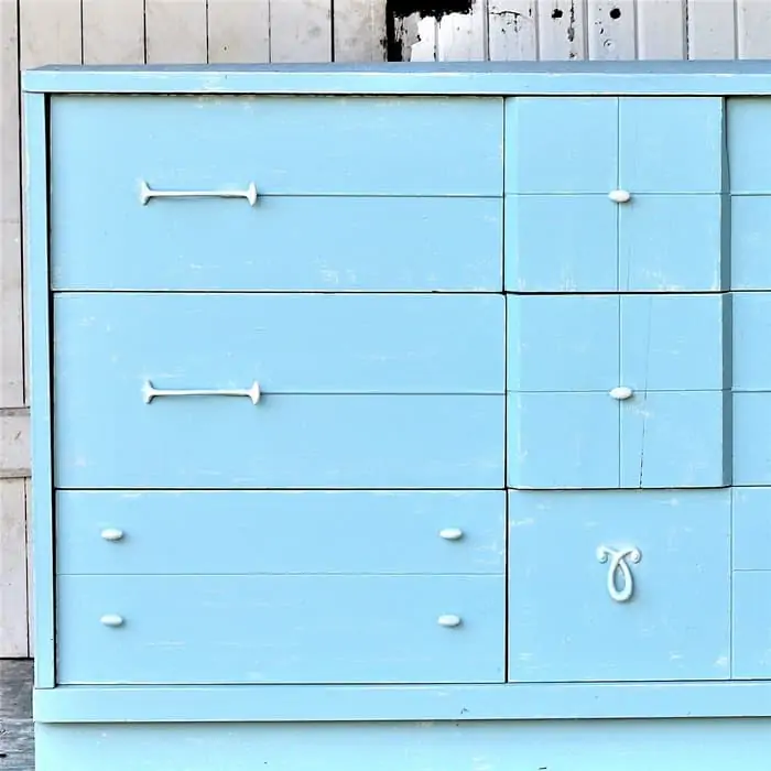 How To Give Furniture A Coastal Style Paint Makeover