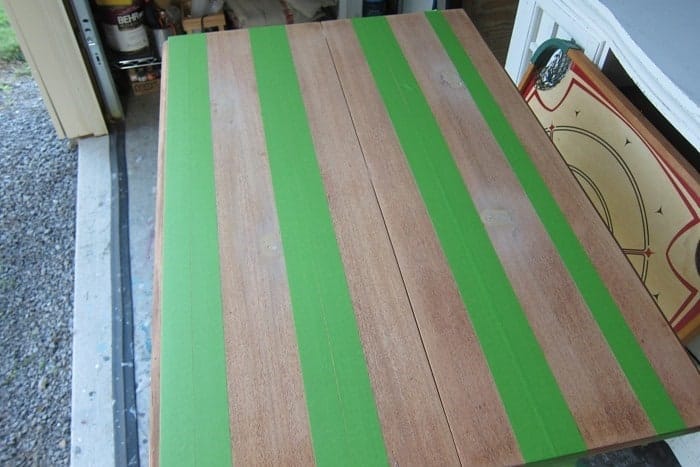 How to paint white stripes on a table top (14)
