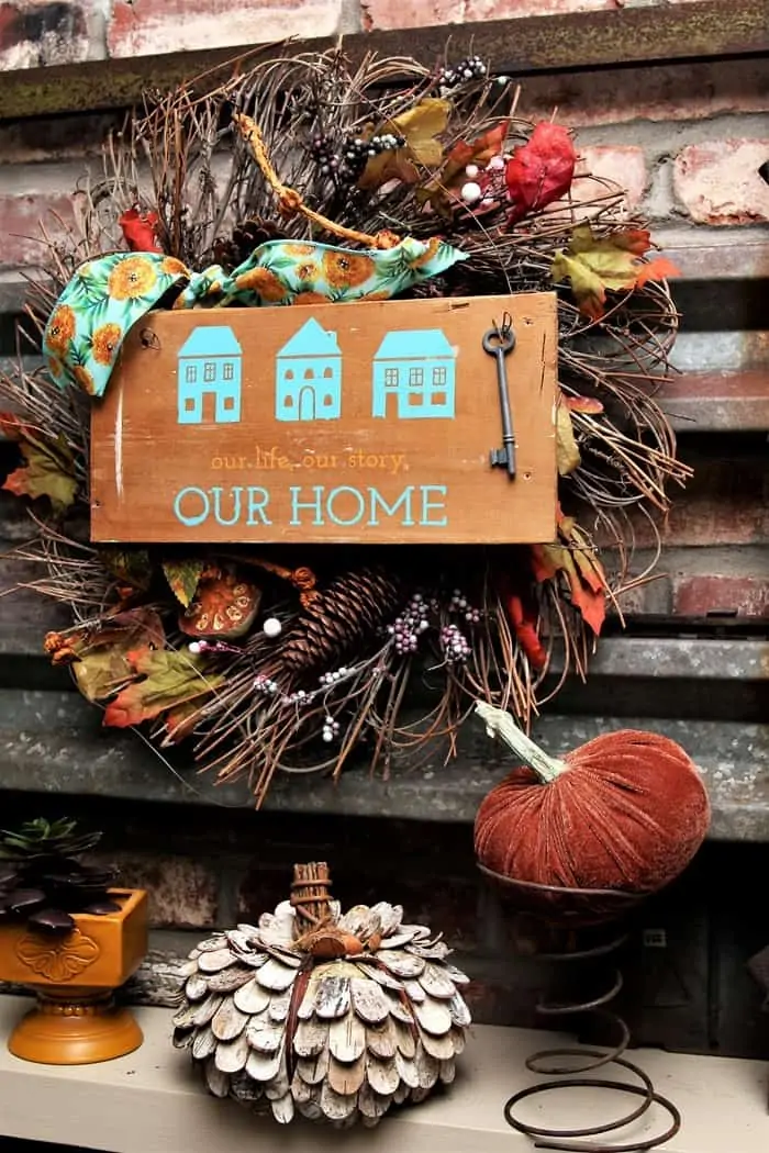 easy to make home decor sign using reclaimed wood