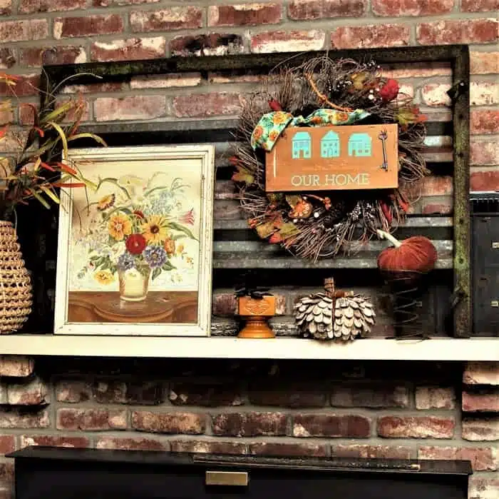 how to decorate the fireplace mantel with Fall colors (2)