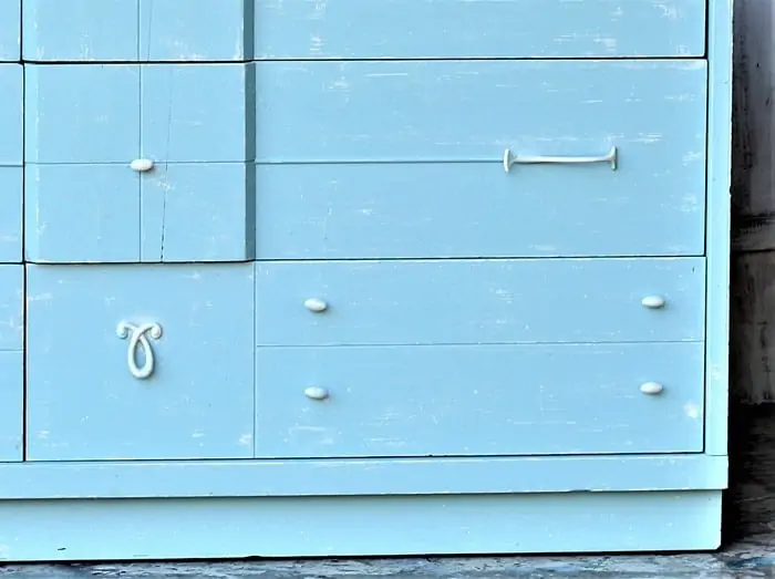 how to paint furniture with a coastal look