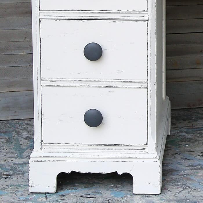 how to update an old wood desk using white paint