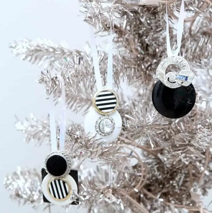 how to make Christmas ornaments using old jewelry