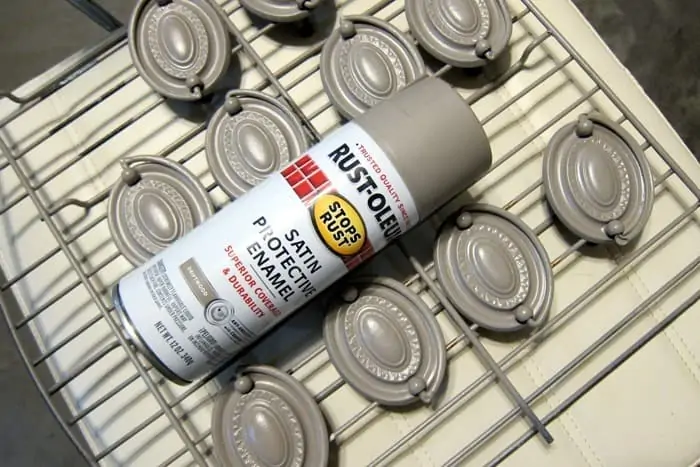 Rust-Oleum spray paint