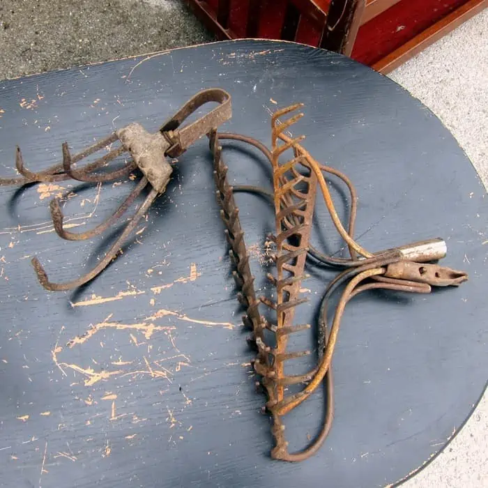 old rake heads make great jewelry hangers