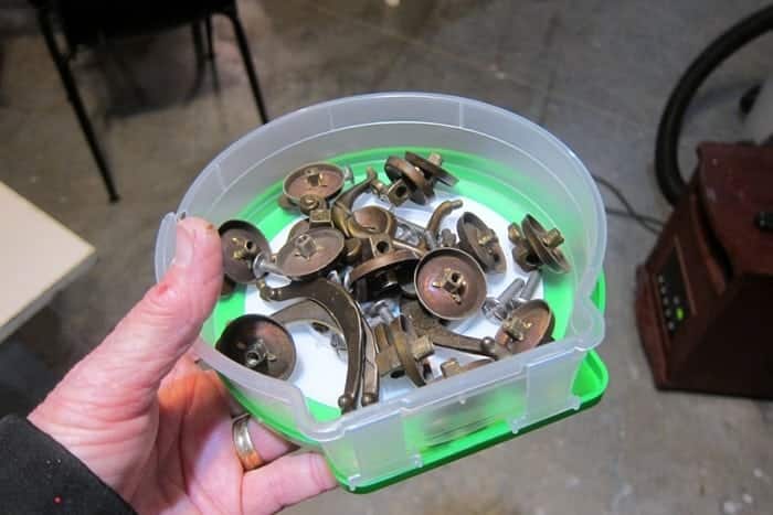 remove drawr pulls before painting furniture