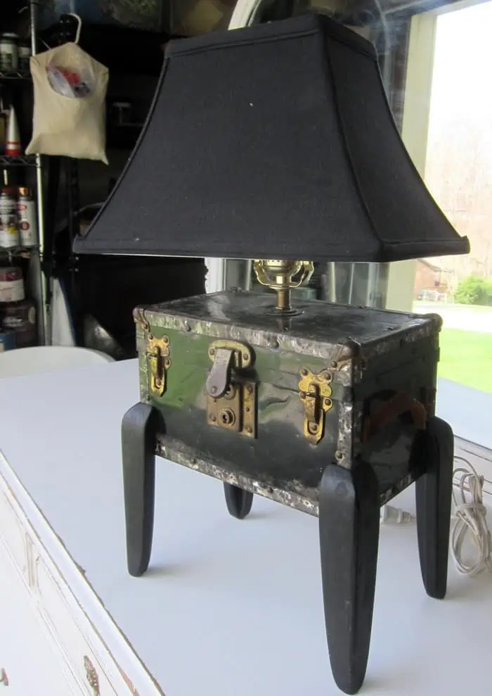 auction lamp