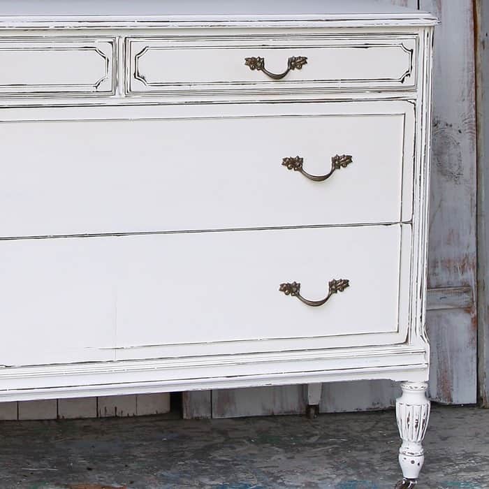 how to paint a vintage dresser and mirror white and distress the paint