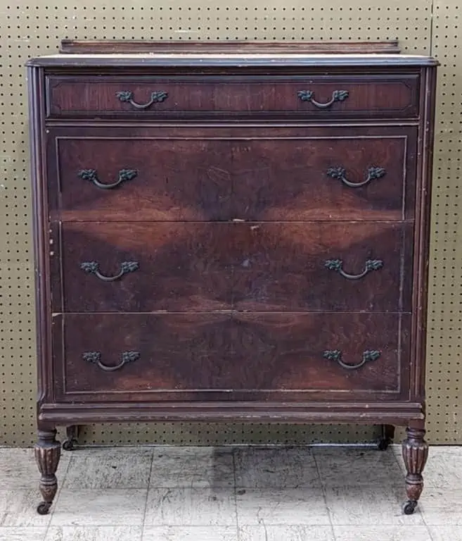 vintage chest of drawers