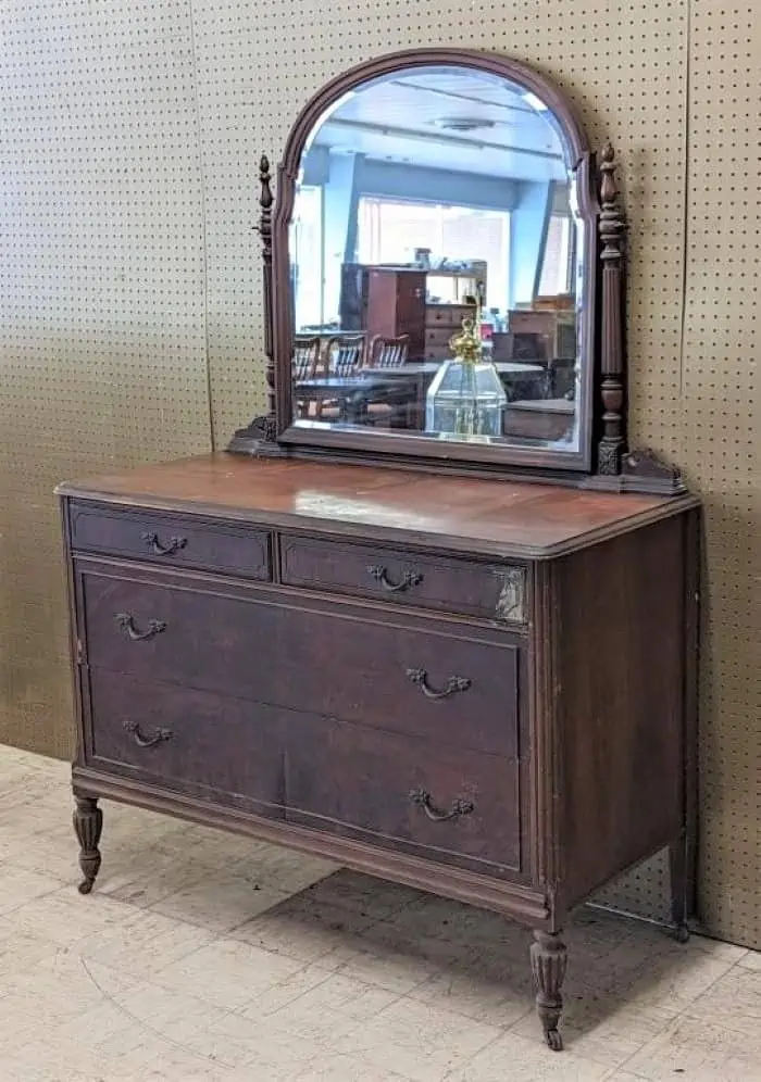 vintage dresser with mirror waiting for paint (2)