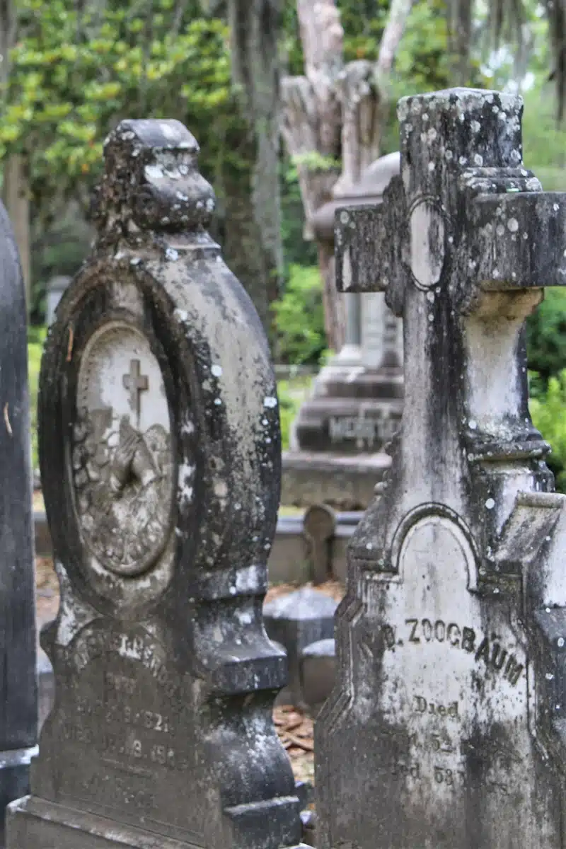 Statues and Gravestones at Bonaventure Cemetery in Savanah