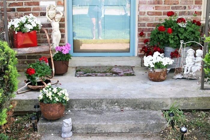 how to decorate the porch for Spring