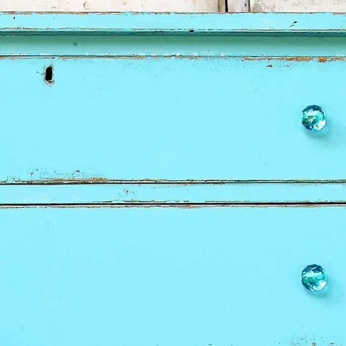 how to paint a dresser with latex paint