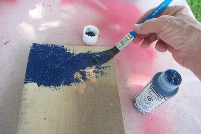 painting an American flag